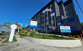 Beverly Hills: Hotel And Business